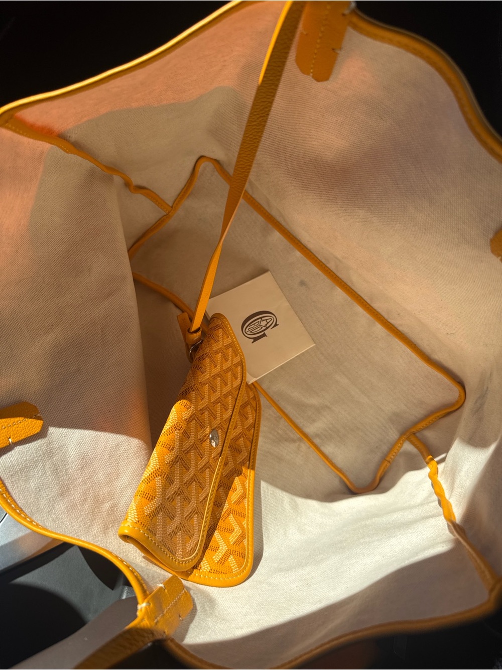 Goyard Saint Louis Tote in Vibrant Yellow-Orange - Picture 2 of 3